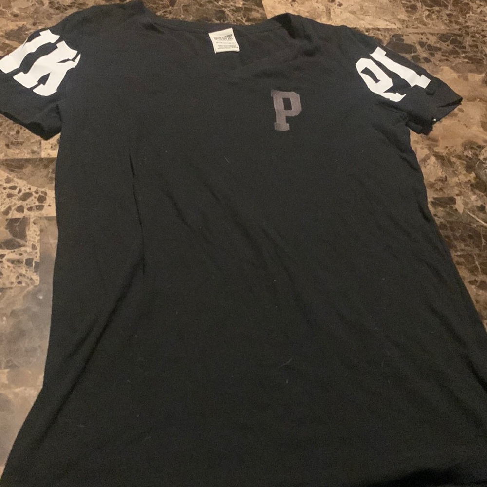 Victoria's Secret/PINK V-Neck T-Shirt